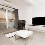 Apartment Jozak *