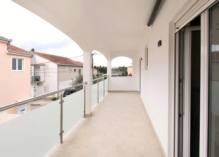 Jozak Apartman *
