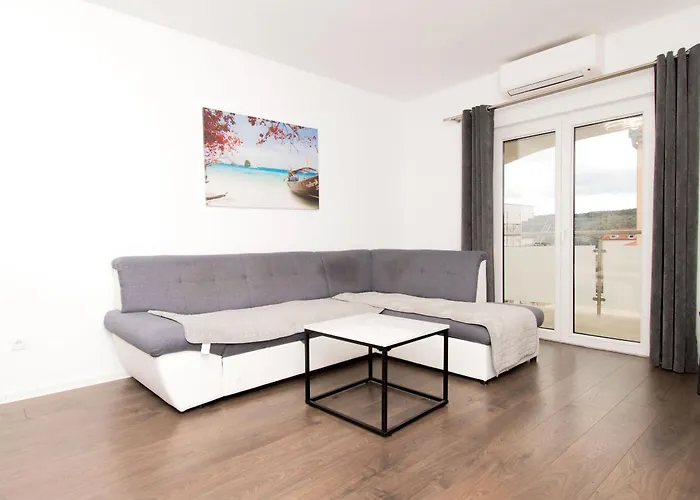 Jozak * 特罗吉尔